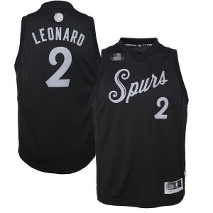 Kawhi Leonard, San Antonio Spurs - Christmas '17